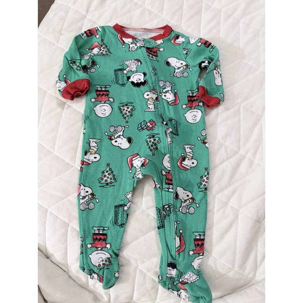 THE‎ PEANUTS INFANT HOLIDAY PAJAMAS SIZE 3-6m 100% COTTON